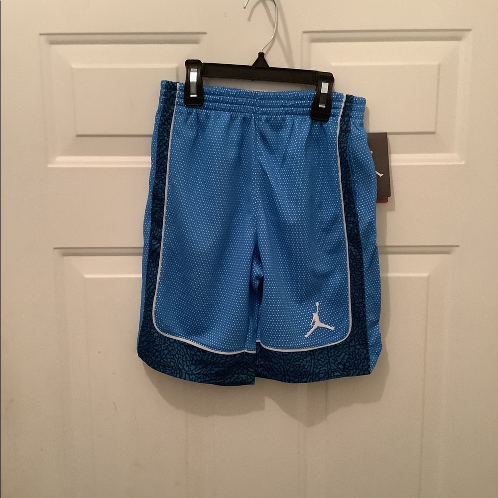 Kids Jordan shorts size 4-5 yrs or 5/ small